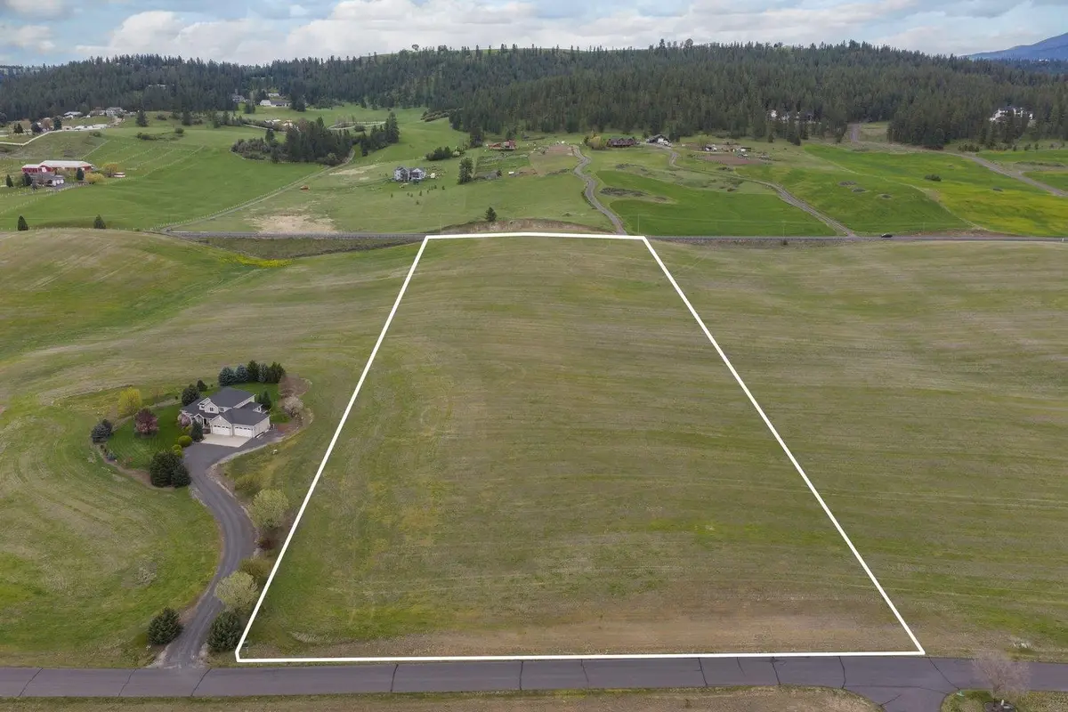 9905 E Peone Landing Ln, Colbert, WA 99201 - #1