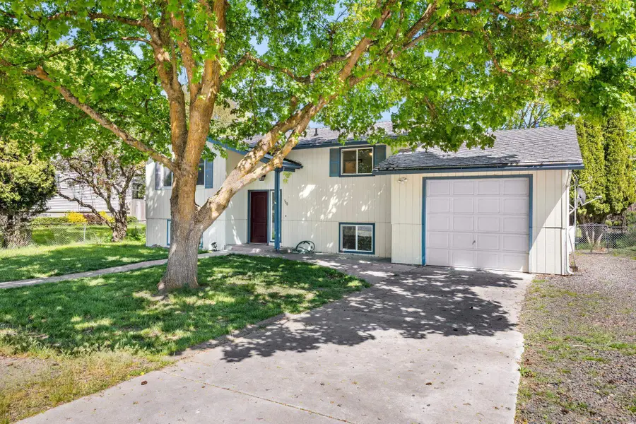 508 N Martin St, Medical Lake, WA 99022 - #3