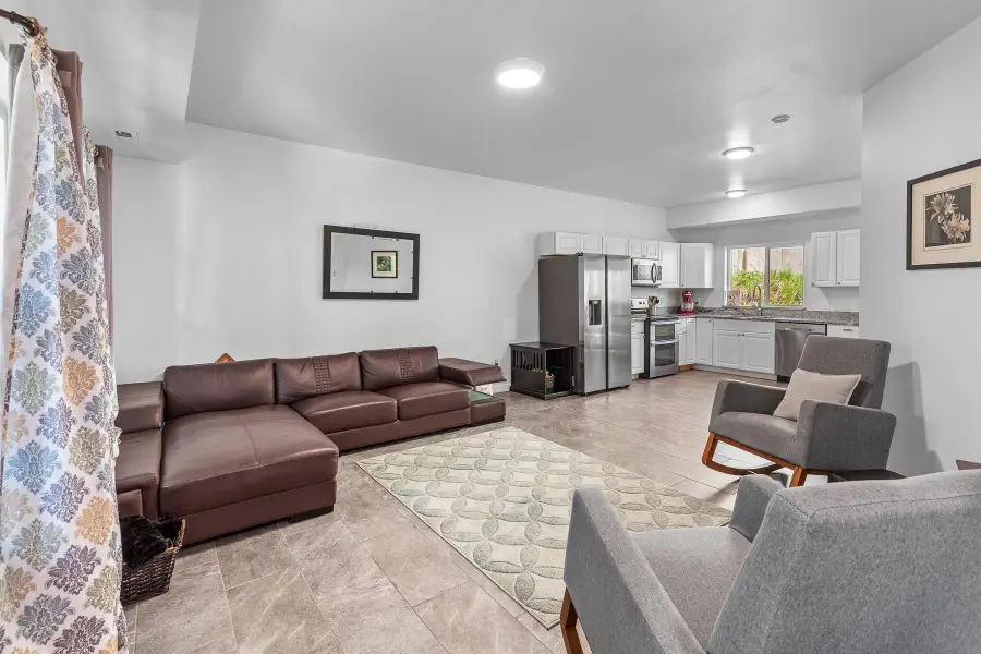 166 N Stringham Rd, Rockford, WA 99030 - #3