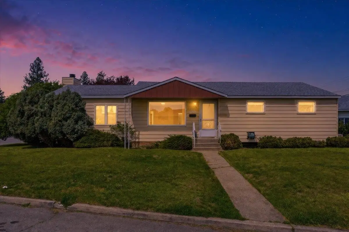 1114 W Rosewood Pl, Spokane, WA 99208 - #1