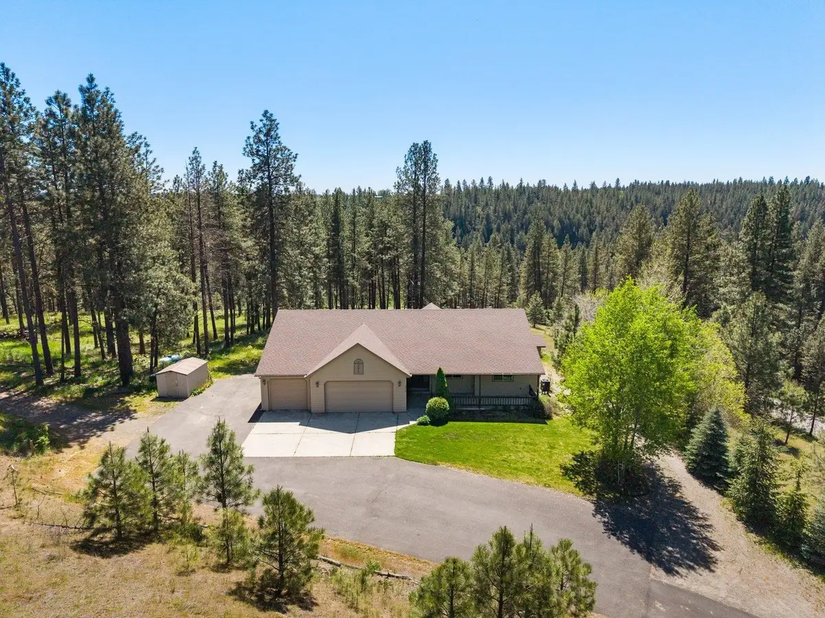 2910 N Brooks Rd, Medical Lake, WA 99022 - #1