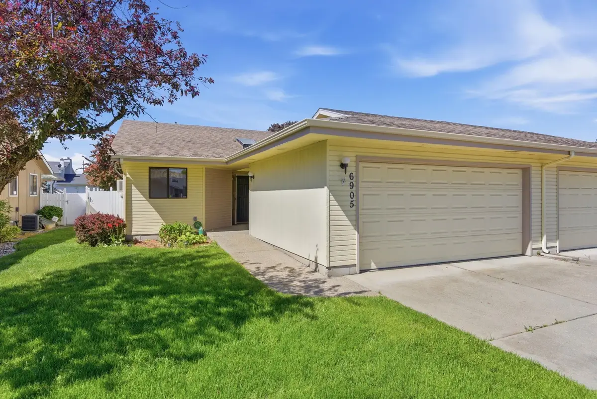 6905 N Hamilton Rd, Spokane, WA 99208 - #1