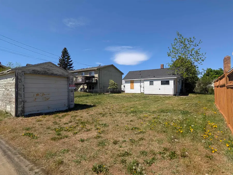 618 E Providence Ave, Spokane, WA 99207 - #3