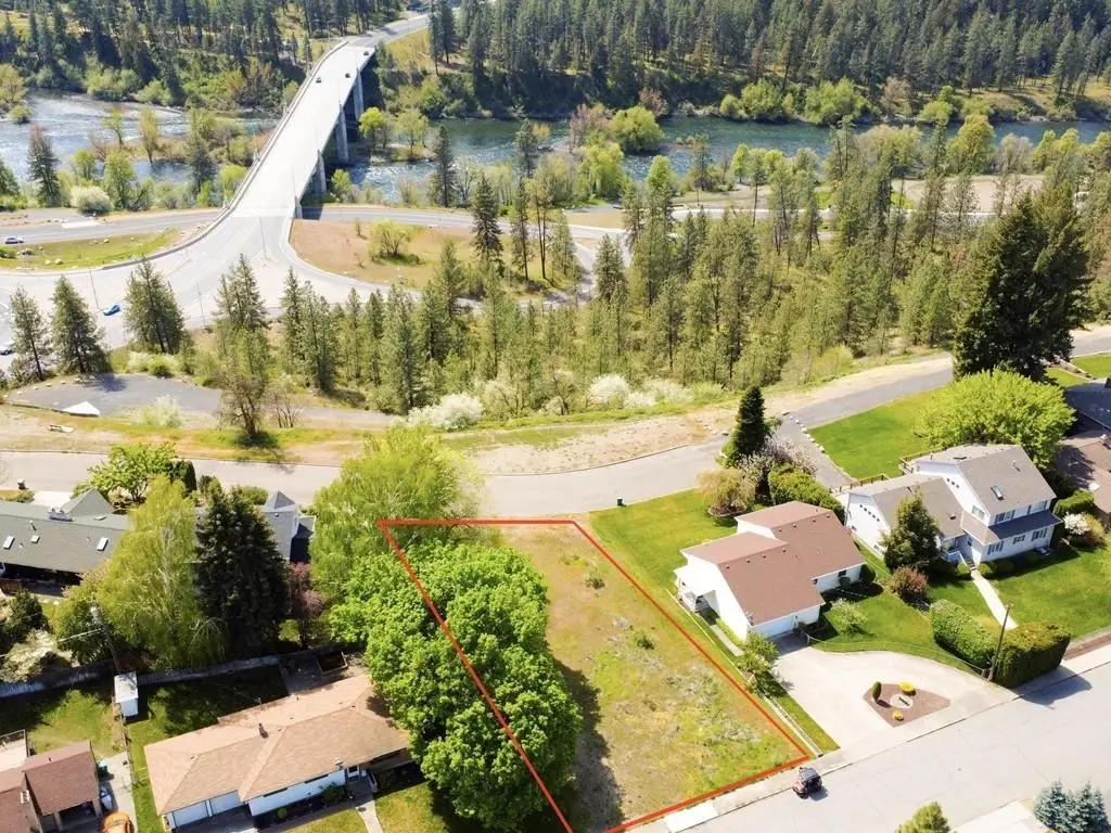 2724 W Riverview Ave, Spokane, WA 99205 - #1