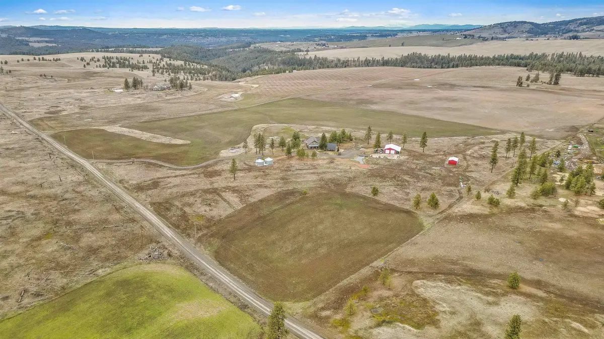 7617 E Elder Rd, Valleyford, WA 99036 - #1