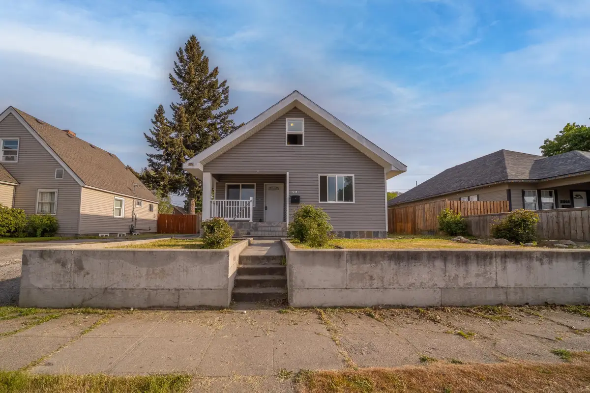 2918 E Sanson Ave, Spokane, WA 99217 - #1