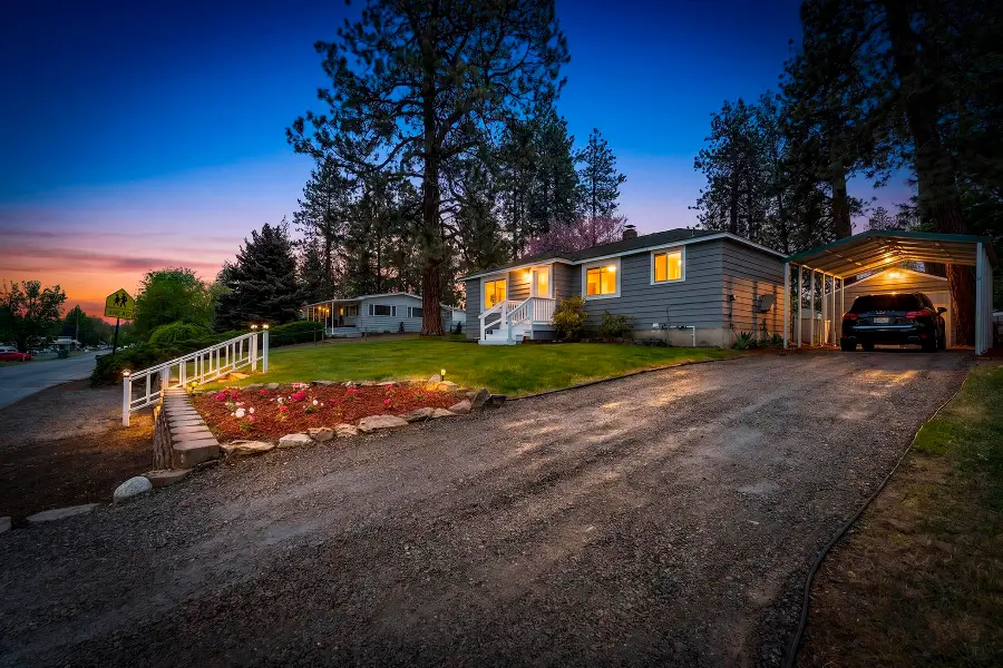 6722 E 4th Ave, Spokane Valley, WA 99212 - #3