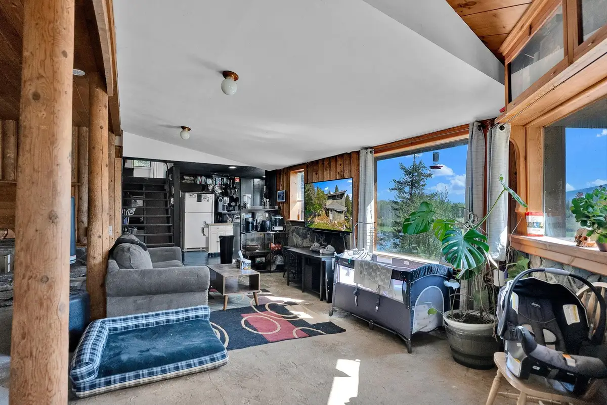 579 Blue Heron Rd, Newport, WA 99156 - #1