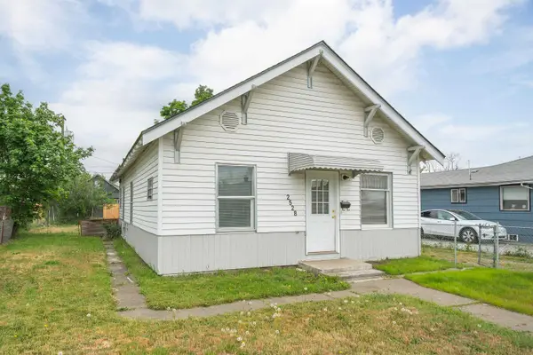 2528 E Rowan Ave, Spokane, WA 99207
