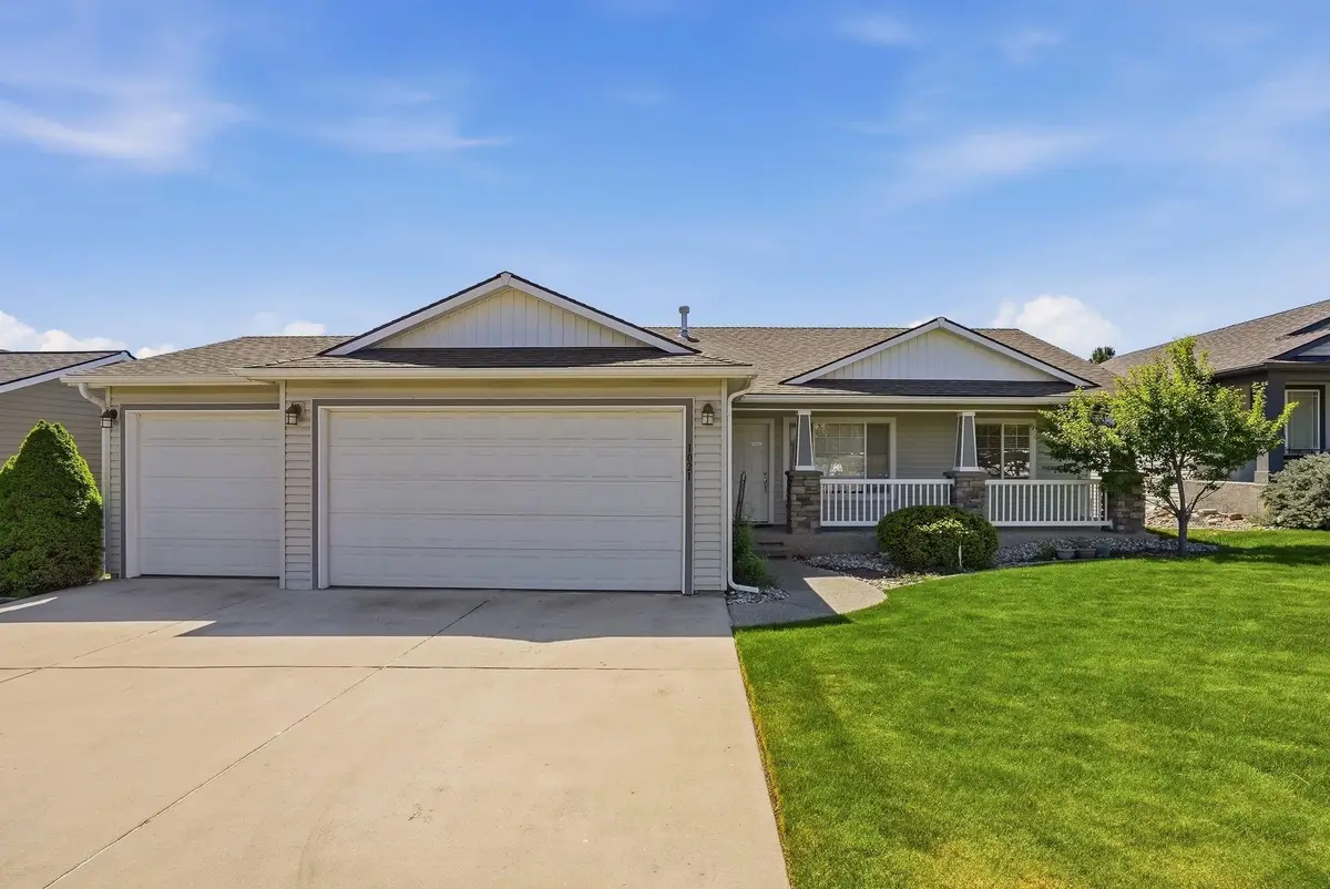 1021 N Tanglewood Ln, Liberty Lake, WA 99019 - #1