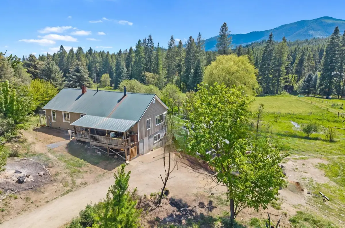 2083 Marble Valley Basin Rd Rd, Addy, WA 99101 - #1