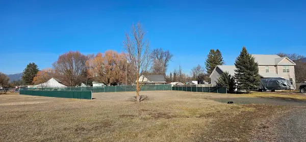 1120 W King St, Chewelah, WA 99109