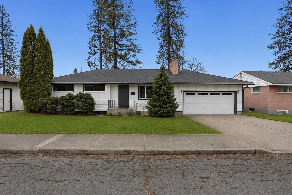 2917 Rosewood Ave, Spokane, WA 99208 - #1