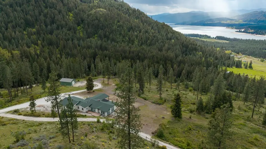 1601 Silver Queen Rd, Kettle Falls, WA 99141 - #2