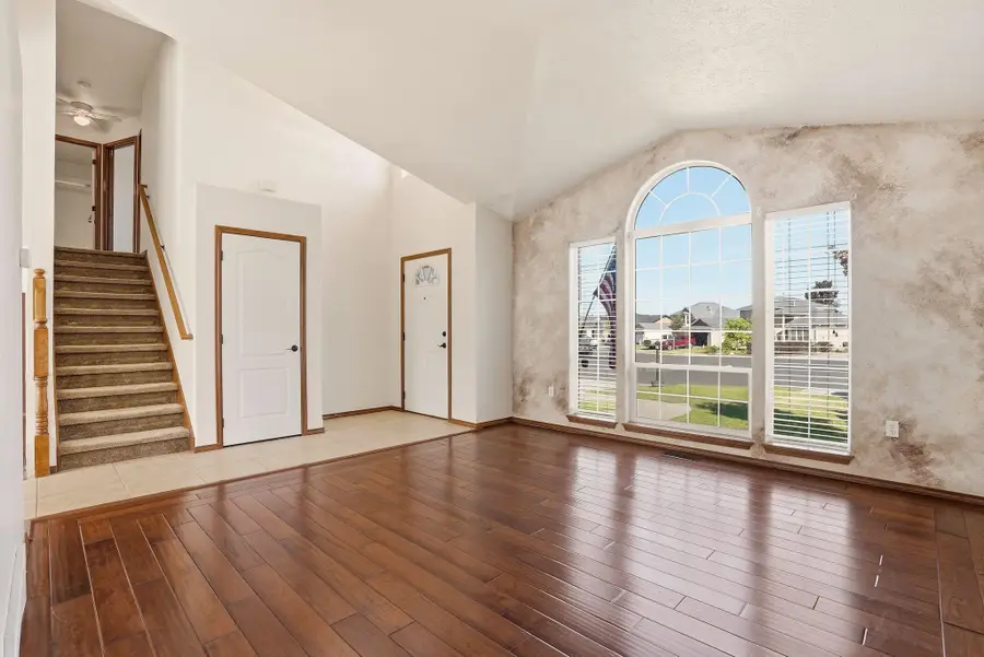 1708 E Houghton Ct, Spokane, WA 99217 - #2