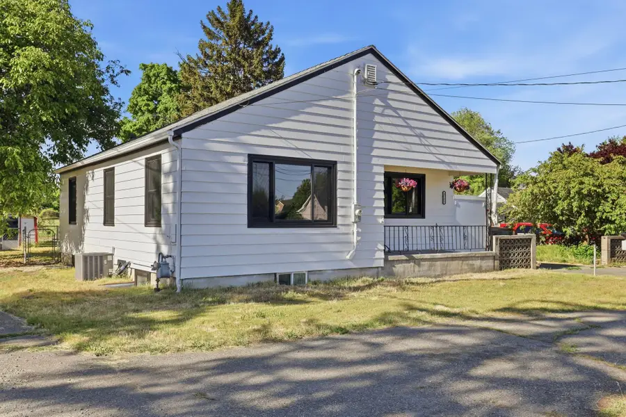 9723 E Broadway Ave, Spokane Valley, WA 99206 - #2