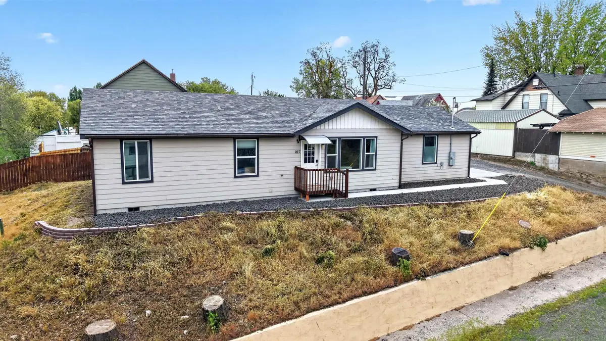 817 Park St, Davenport, WA 99122 - #1