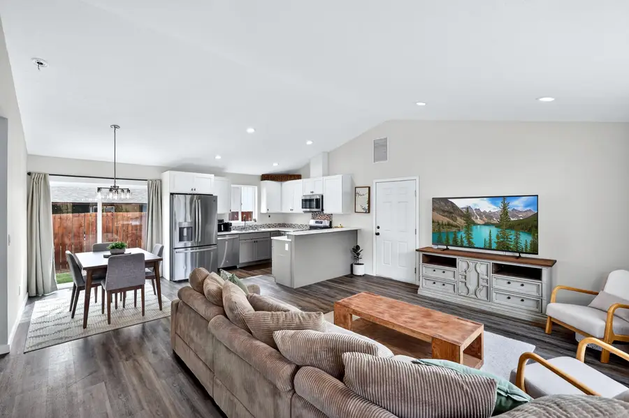 817 Park St, Davenport, WA 99122 - #2