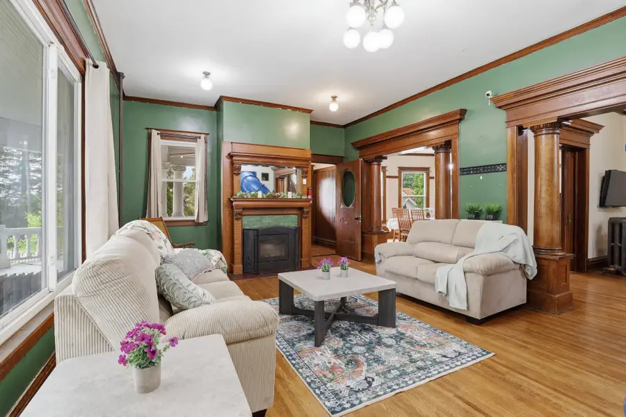 141 S Howard St, Tekoa, WA 99033 - #3