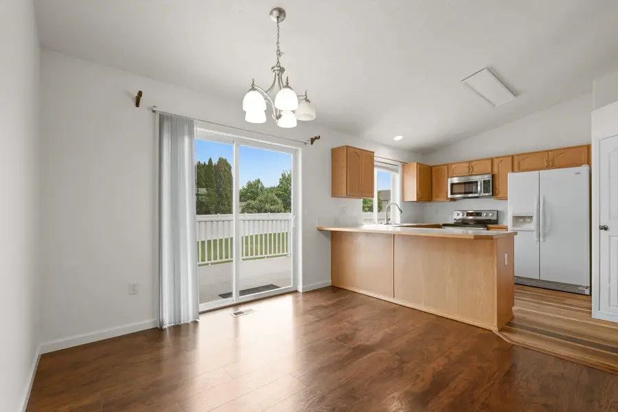 1616 N Rio Grande Ln, Greenacres, WA 99016 - #3