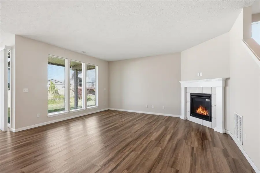 1613 W Lavender Ct, Spokane, WA 99208 - #3