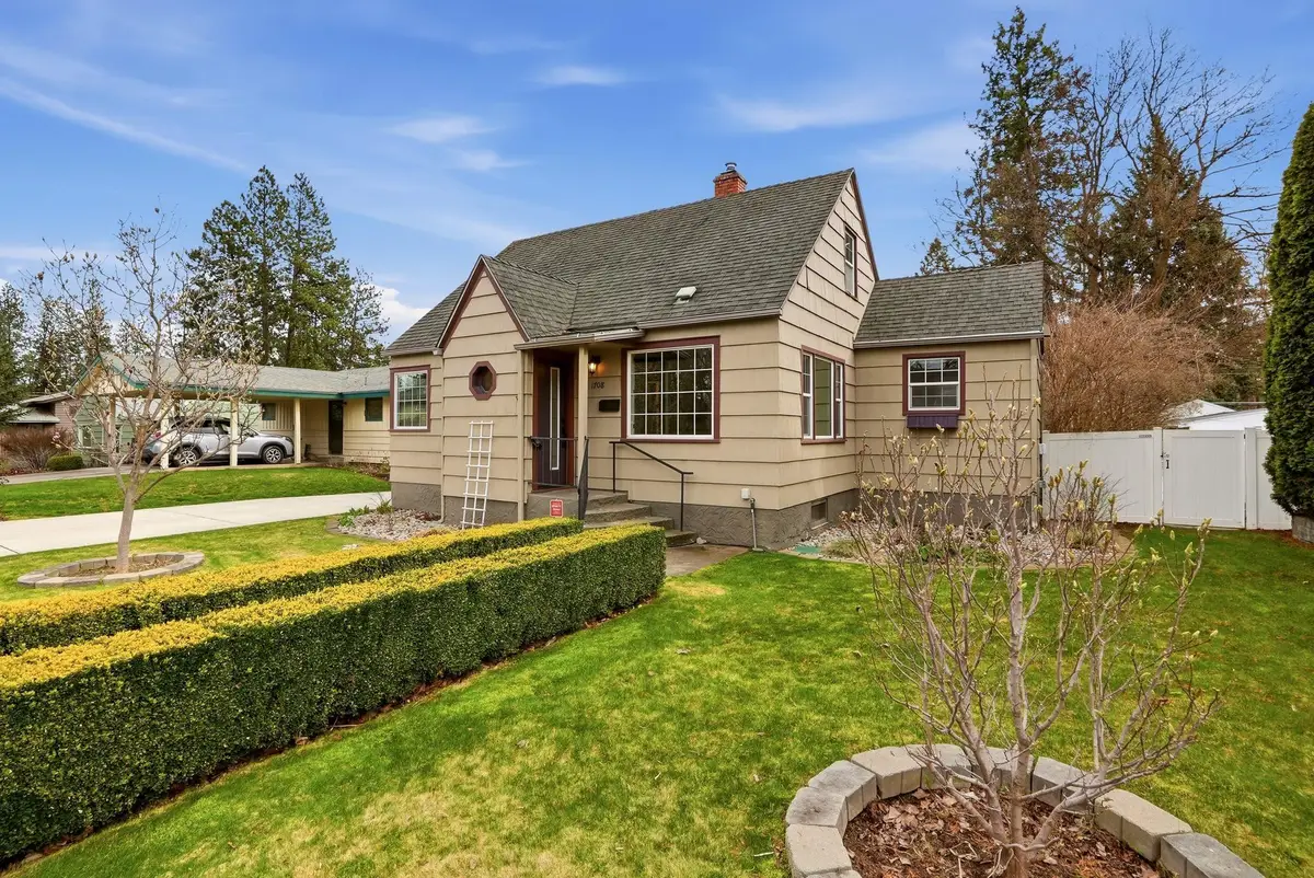 1708 E 34th Ave, Spokane, WA 99203 - #1