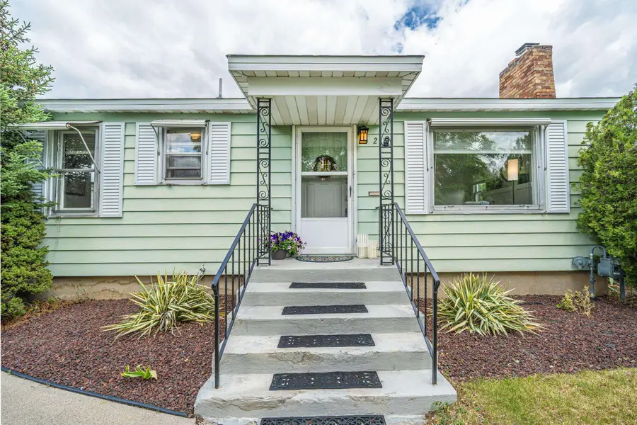 211 E Hoffman Ave, Spokane, WA 99207 - #3