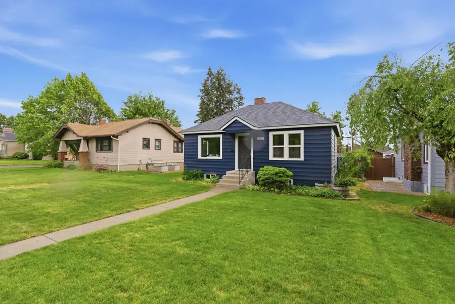 3107 W Fairview Ave, Spokane, WA 99205 - #3