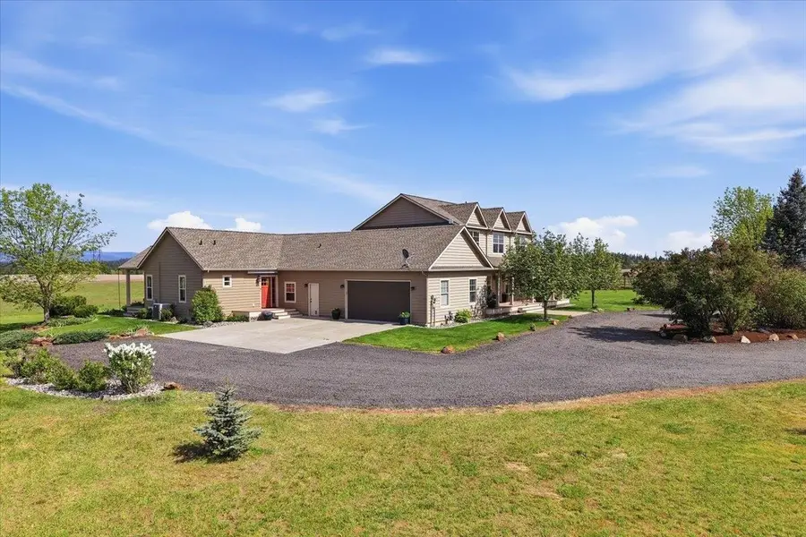 24104 N Carey Ln, Deer Park, WA 99006 - #2