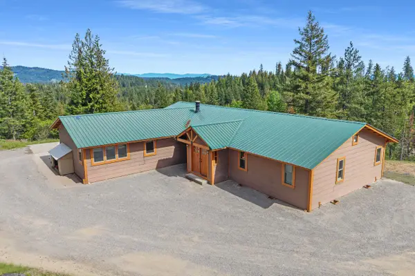 16027 N Koth Rd, Newman Lake, WA 99205