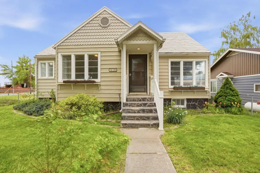 119 N Lesile St, Tekoa, WA 99033 - #3