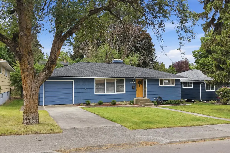 3702 E Congress Ave, Spokane, WA 99223 - #2