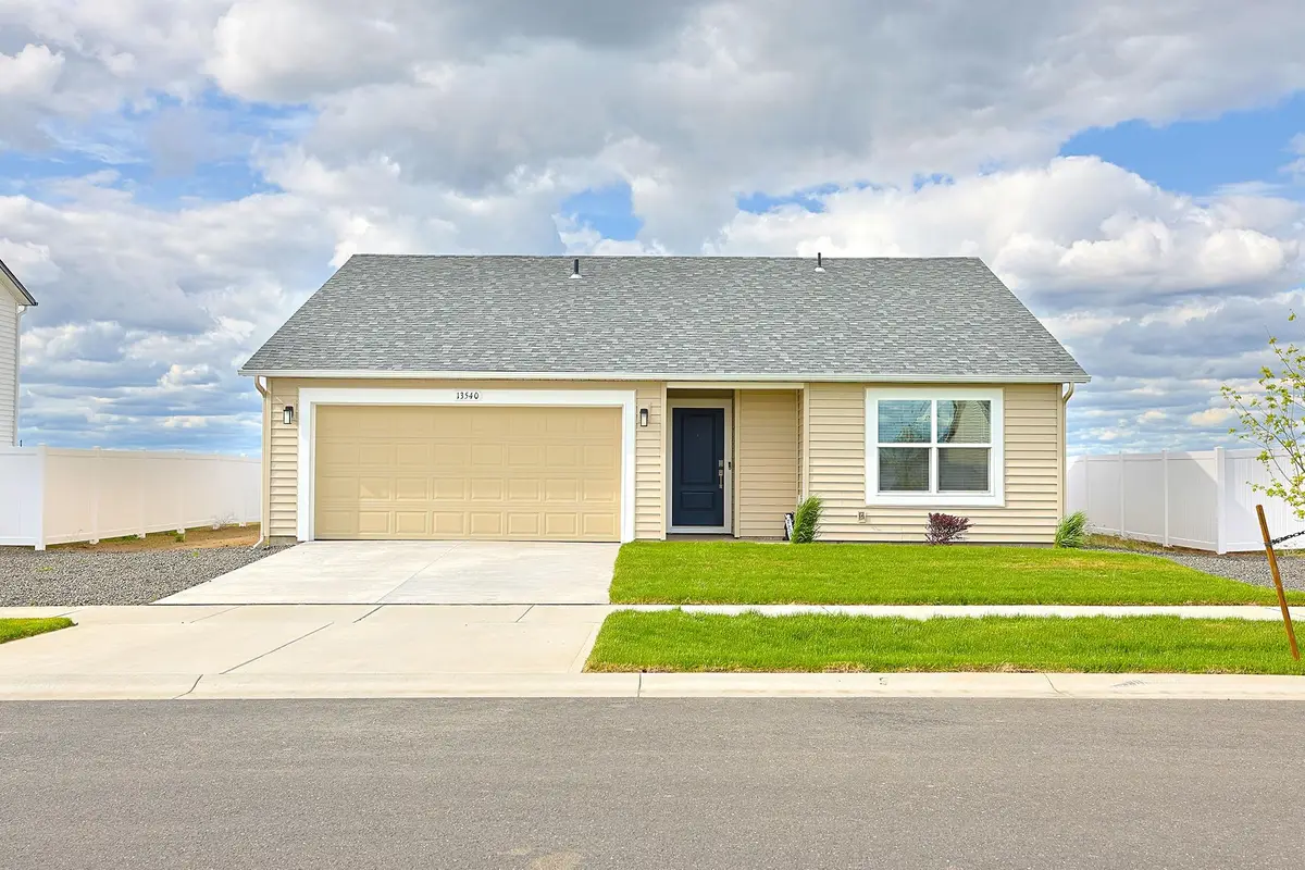 13540 W Crosswinds Ave, Airway Heights, WA 99001 - #1
