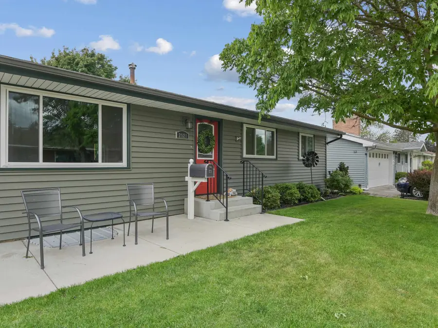2921 W Holyoke Ave, Spokane, WA 99208 - #2