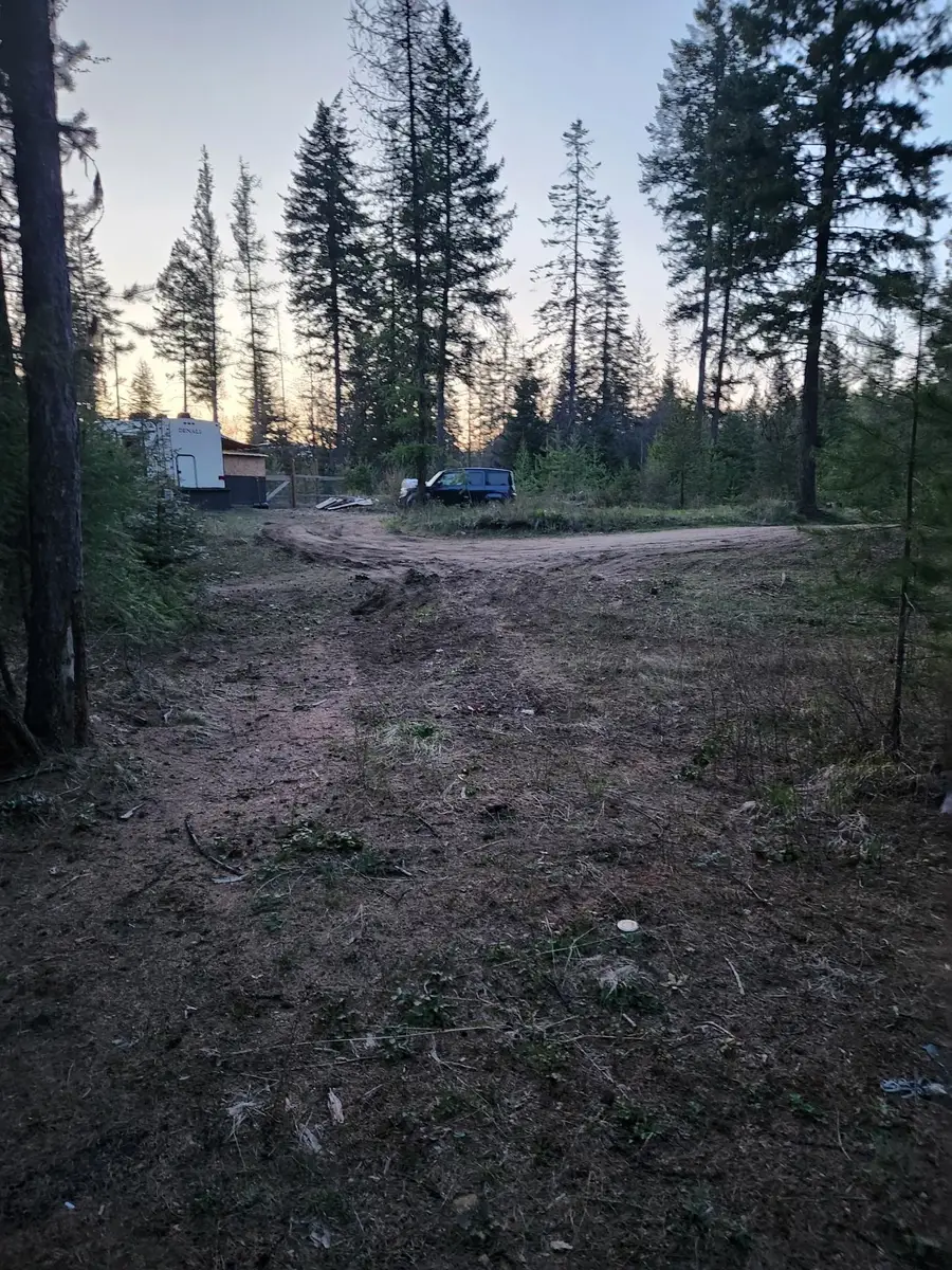 4351 AA Hesseltine Rd, Valley, WA 99181 - #2