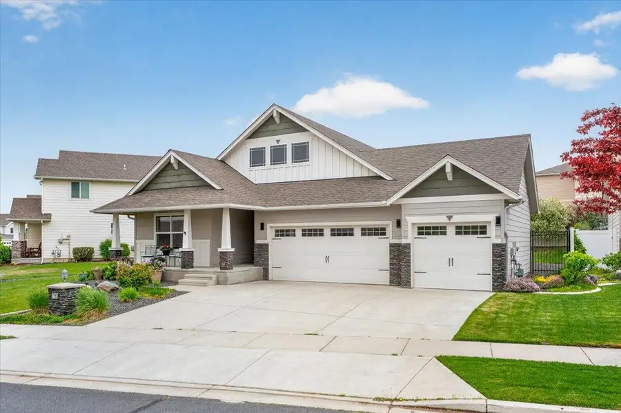 1725 S Clover Dr, Greenacres, WA 99016 - #3