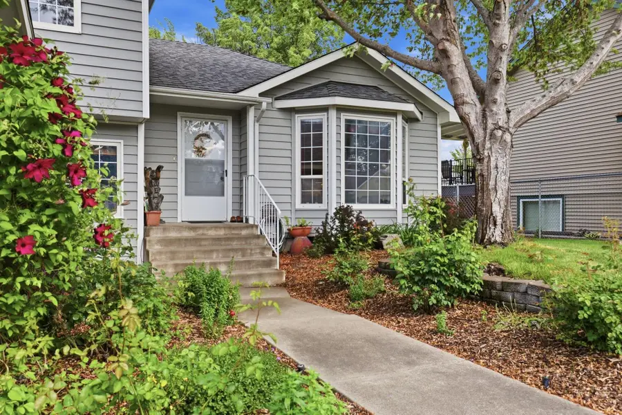 1221 S Bannen Rd, Veradale, WA 99037 - #2