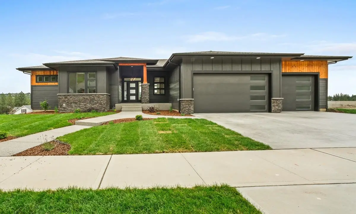 5100 E 38th Ave, Spokane, WA 99223 - #1