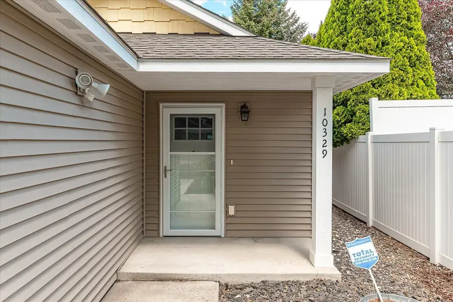 10329 E 5th Ln, Spokane Valley, WA 99206 - #2
