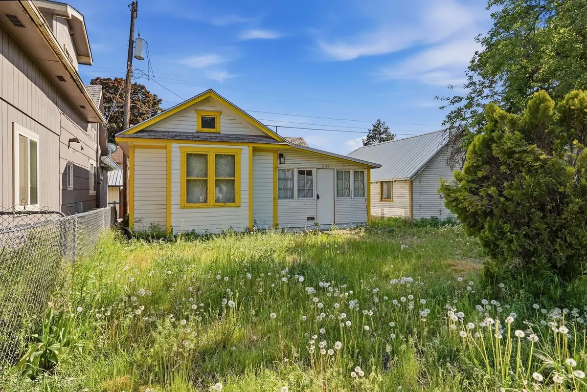 1127 W. Gordon Ave, Spokane, WA 99205 - #1