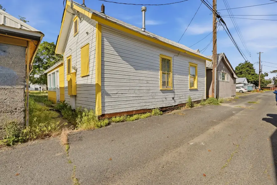 1127 W. Gordon Ave, Spokane, WA 99205 - #3