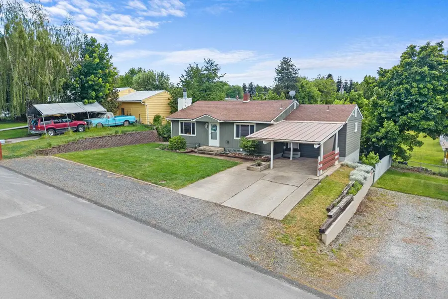 934 E Forest Ave, Colville, WA 99114 - #3