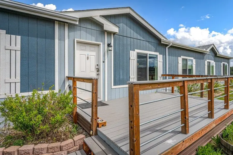 22922 W Mcfarlane Rd, Medical Lake, WA 99022 - #3