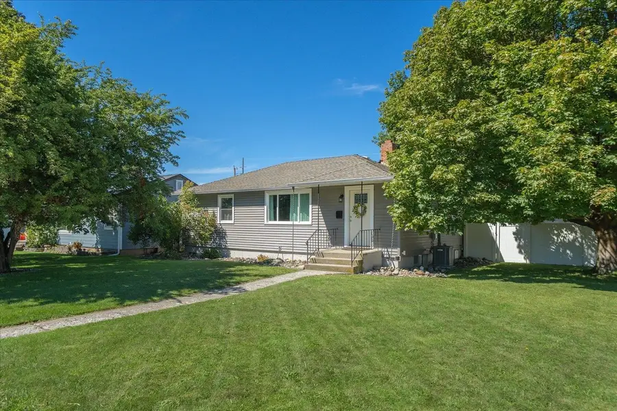 3427 E Jackson Ave, Spokane, WA 99217 - #2