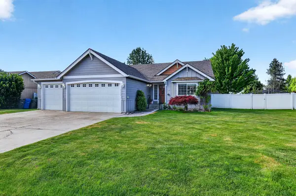 1712 E 2nd St, Deer Park, WA 99006