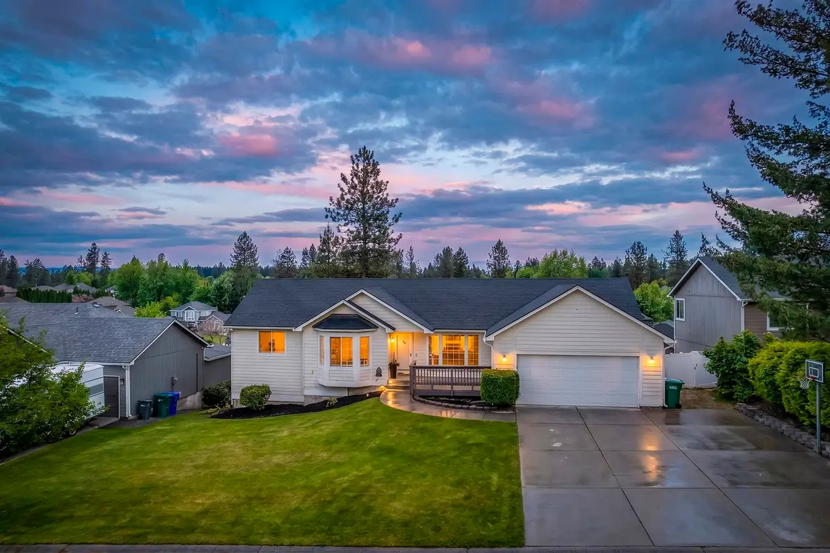 808 E Country Hill Ct, Spokane, WA 99208 - #1