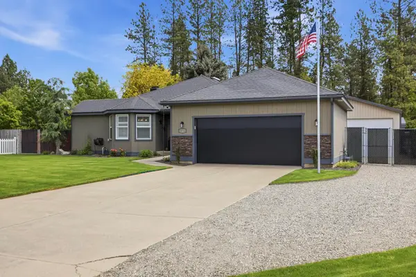 15714 N Gleneden Dr, Spokane, WA 99208