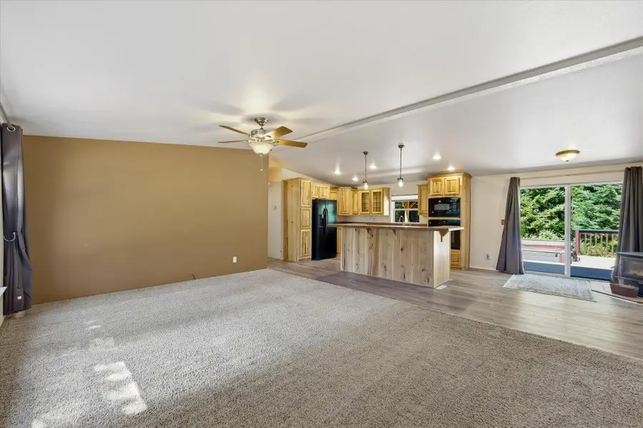 1142 Driskill Rd, Newport, WA 99156 - #2
