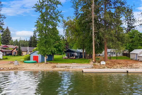 40349 Sunset Dr, Loon Lake, WA 99148