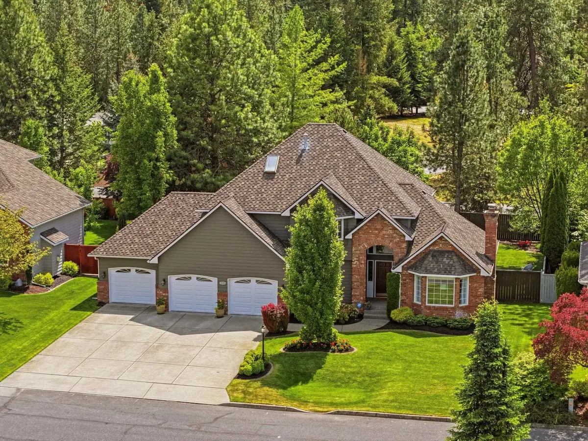 325 W Charlton Ave, Spokane, WA 99208 - #1